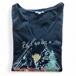 MAURICE’S Black Graphic Let’s go on a Road Trip Short Sleeve T-Shirt Top Size M